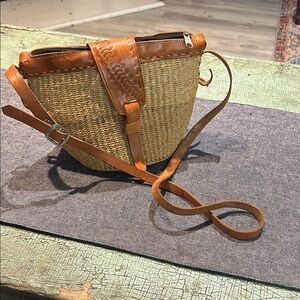 Vintage Sisal Woven Straw Leather Crossbody Bag Boho Summer Basket Purse Zip Top